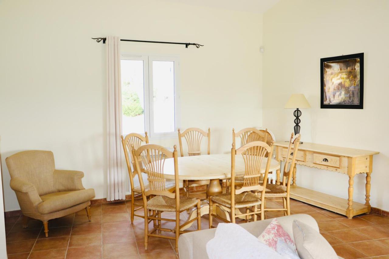 Le Claux Du Puits By Ateya Vacances Saint-Trinit Exterior photo