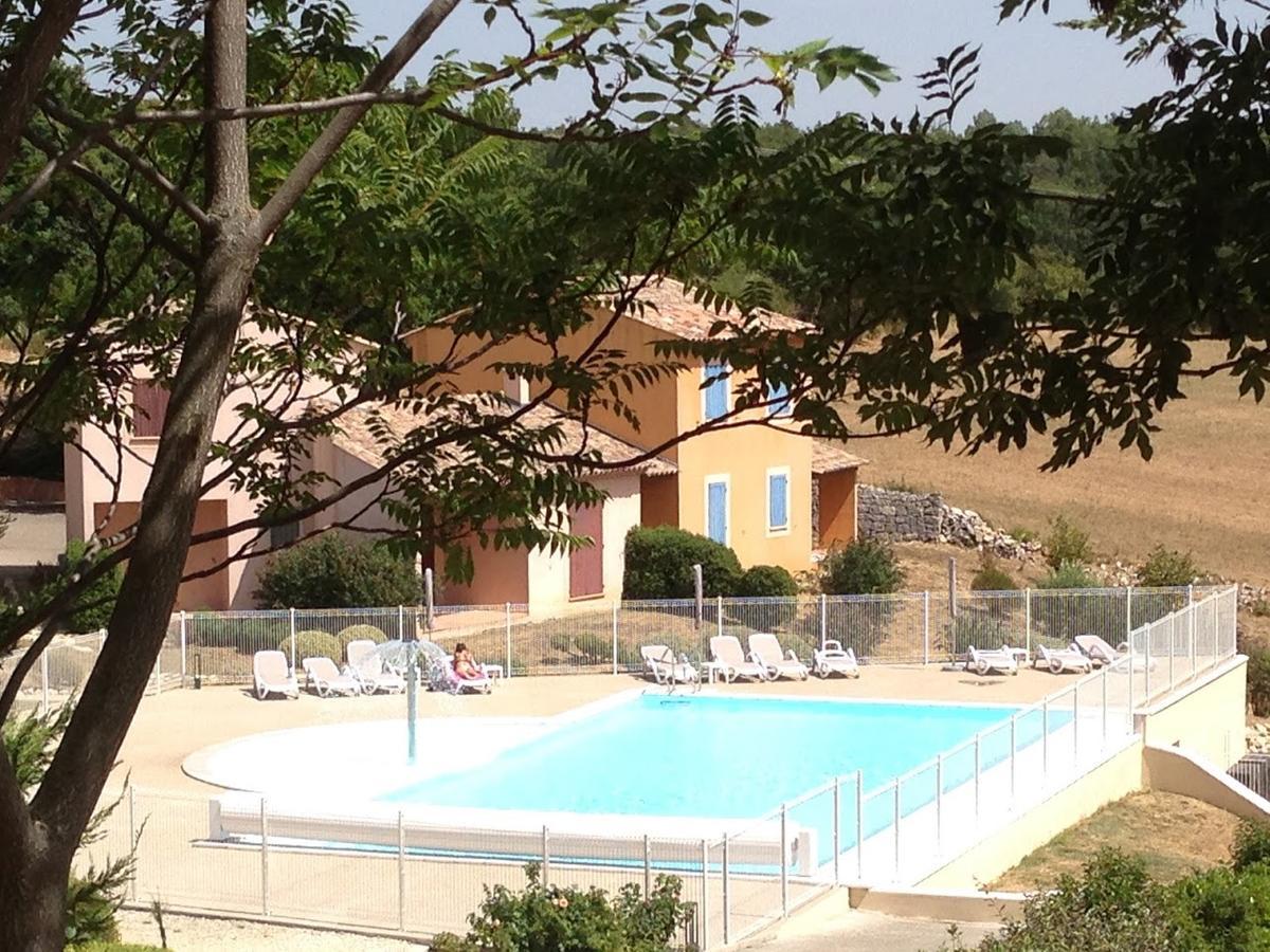 Le Claux Du Puits By Ateya Vacances Saint-Trinit Exterior photo